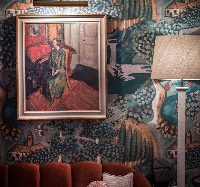 Make use of paintings and floor lamps