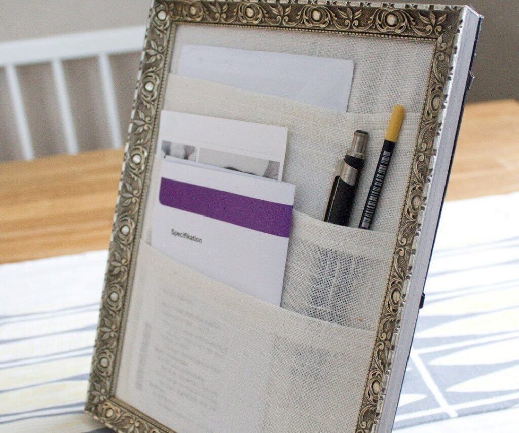 decorating frames desk