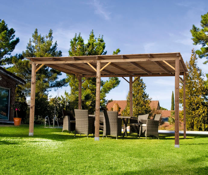 pergolas maintenance