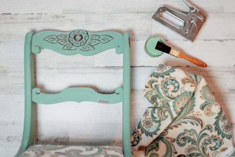 10 Creative Ideas for Using Chalk Paint