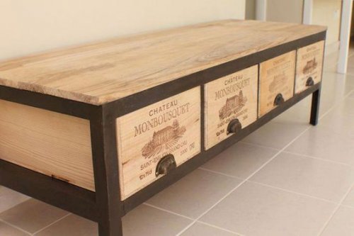 How to Use Old Wine Crates in Your Interior Decor