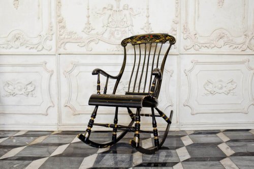 Rocking Chairs, a Decor Trend That’s Back