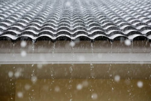 Waterproof Coatings for Cool Roofs
