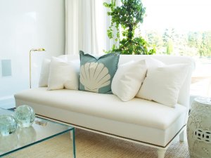 Cushions in a symmetrical arrangement