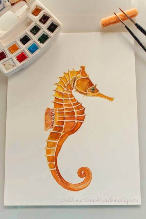 Decorating your home doesn't have to be so difficult, you can create the pieces yourself. In this picture, a watercolor picture of a seahorse.