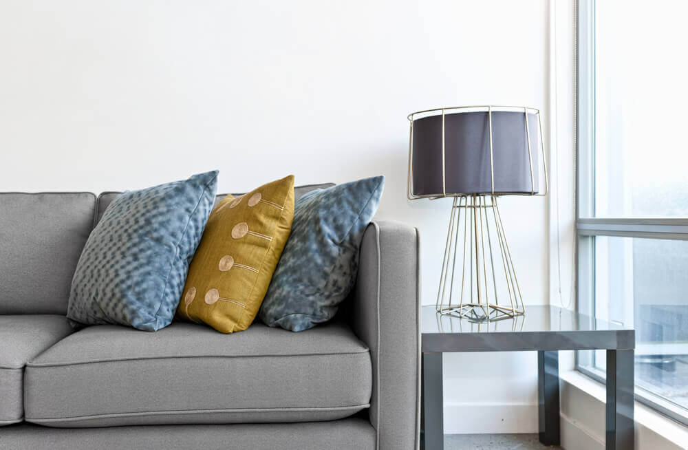 Great Ways To Arrange Cushions On Your Sofa Decor Tips