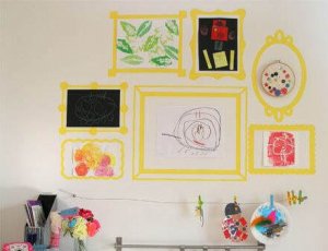 Washi tapes can be used to create photo frames.