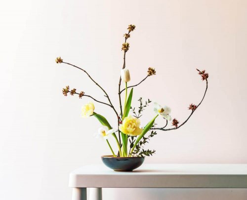 An ikebana arrangement.