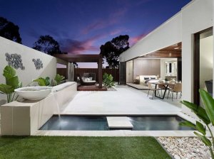 5 Reasons to Have an Immersion Pool