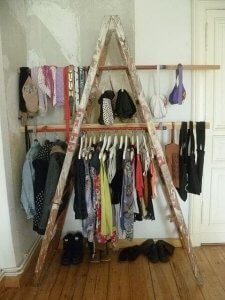 Decorating Your Dressing Room With Recycled Materials
