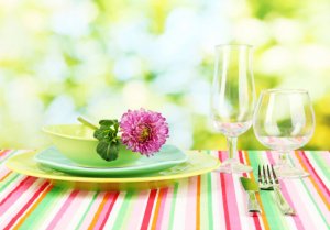 Festive Tablecloths for Summer Evenings