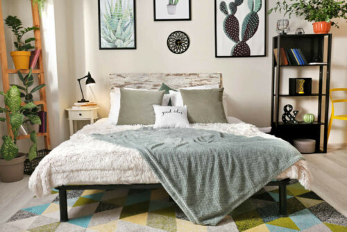 Eclectic types of home decor for single people.