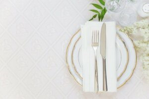 How to Properly Set a Table