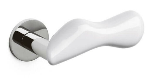 A unique way to enter a room.