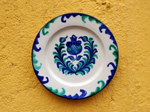 Granada Ceramics to Decorate Your Home