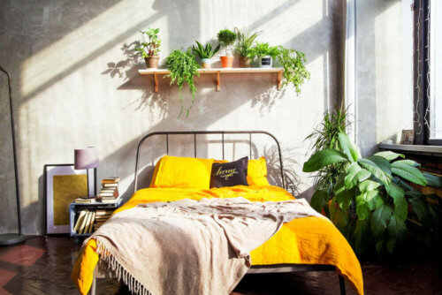 Yellow and green used in a beautiful bedroom.