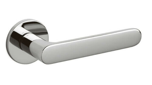 Another of Olivari door handles is Icona.