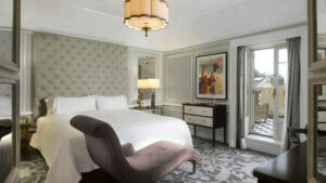 How to Decorate the Master Bedroom