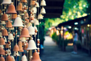 Easy Ways to Make Wind Chimes by Hand