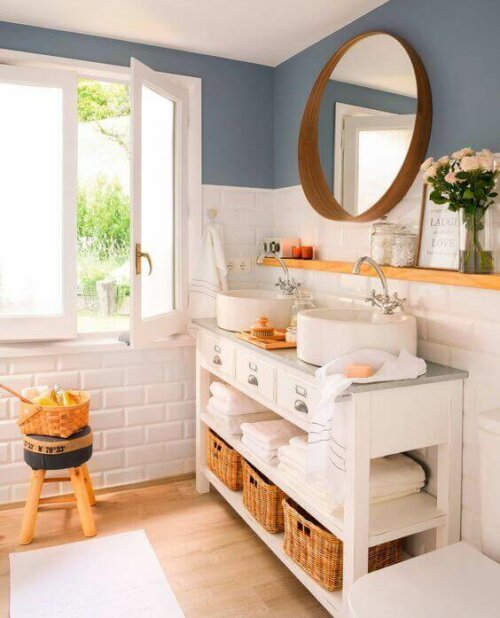 A rustic bathroom.