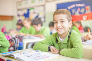 Ways to Decorate a School Classroom