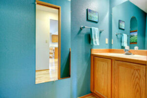 Blue bathroom decor.