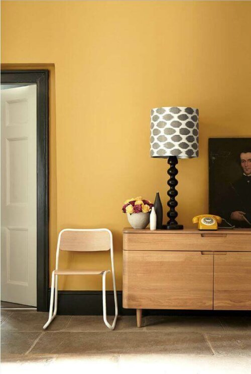 Mustard yellow decoration can be beautiful in homes.