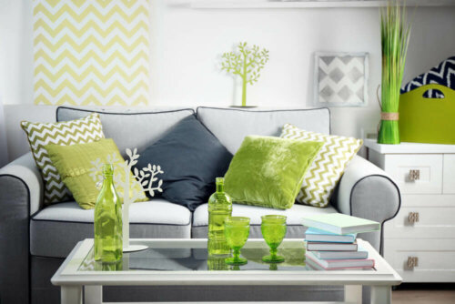 A living room with fresh apple green touches.