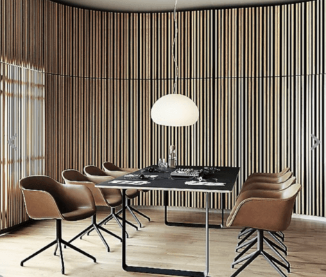 Curved walls in a dining area