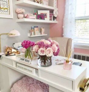 How to Create Feminine-Style Workspaces