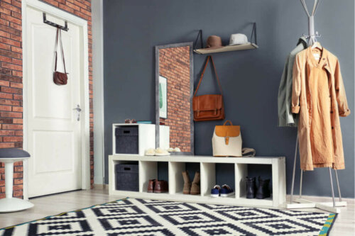 Decorating Your Entryway for Every Decorative Style