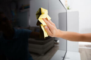 How to Clean Computer and Television Screens