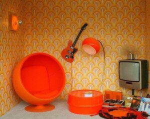 Is There a Difference in the Terms Retro, Vintage, and Antique?