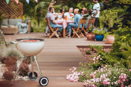Entertaining at home is a great idea in the summer.