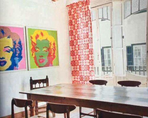 Andy Warhol's art uses bright colors.