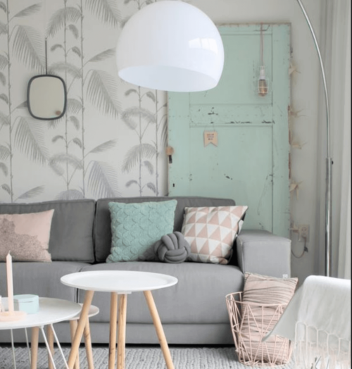 A room with pastel colors.