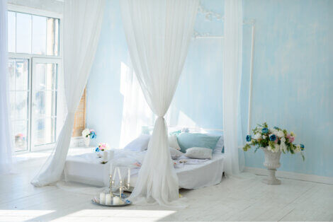create a romantic bedroom 