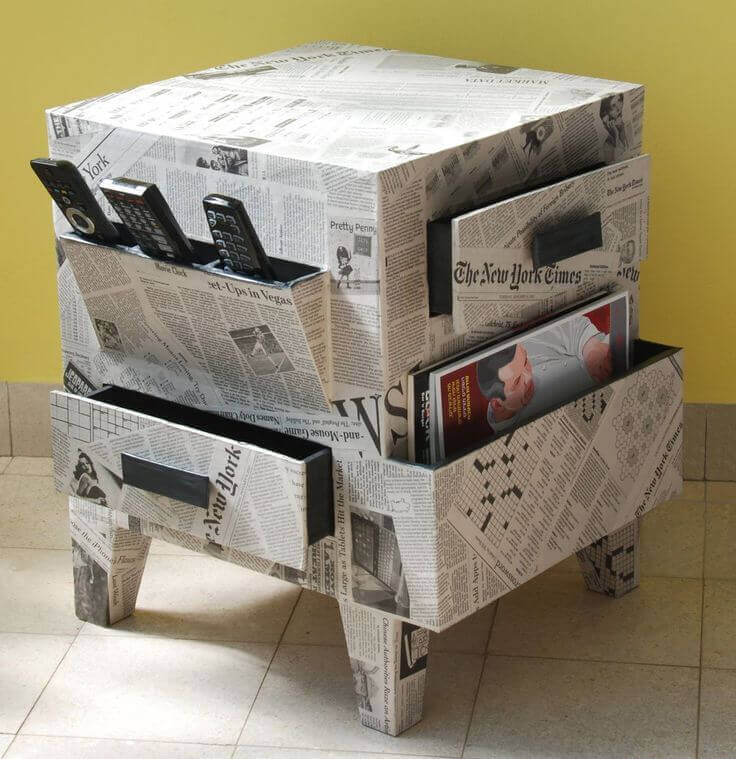 Decorate your old furniture with newspapers.