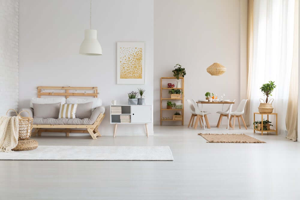 Avoid dark floors: a bright home interior.