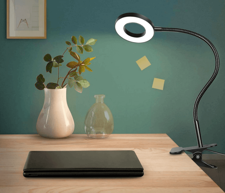 The Portable Flexible Lamp: Comfortable and Functional