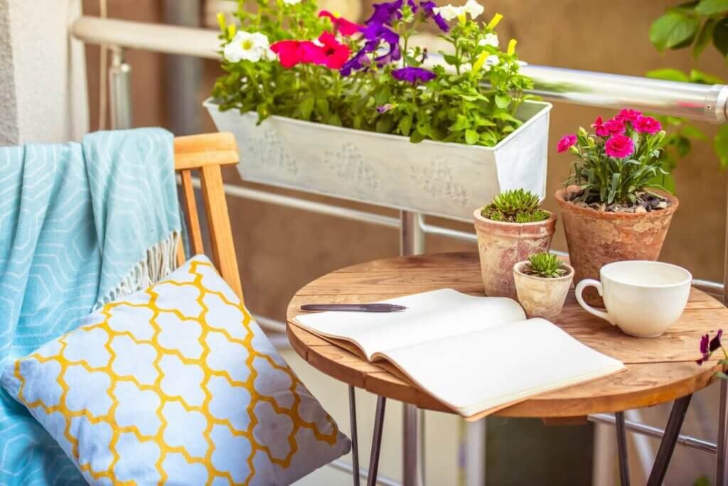 Ideas to Decorate a Small Terrace