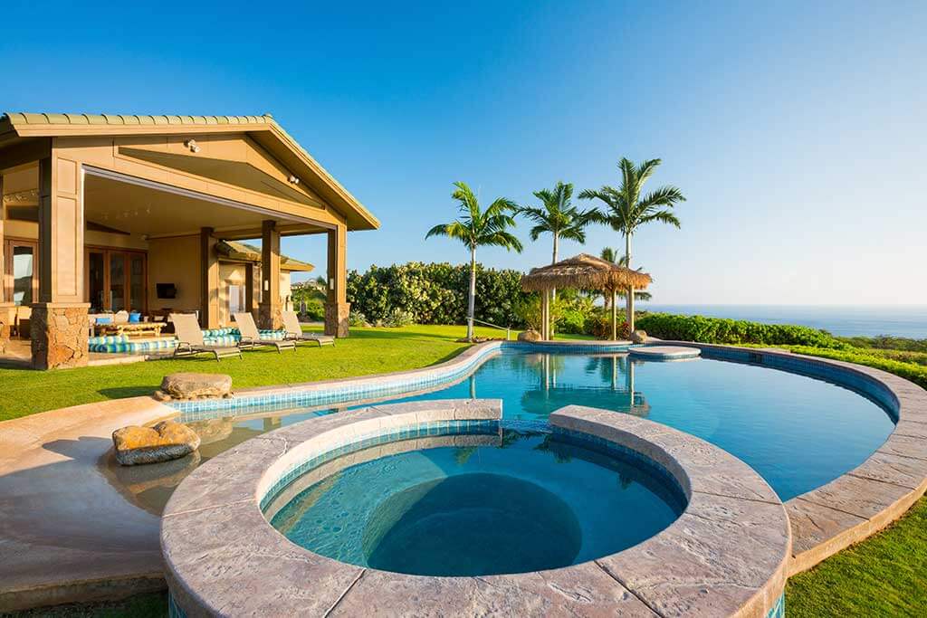 How to Choose The Best Color For Your Pool?