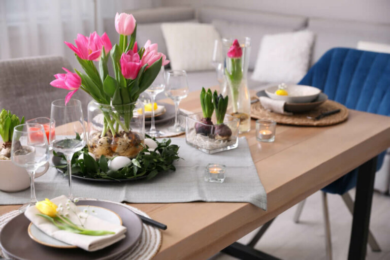 How to Decorate Your Summer Table