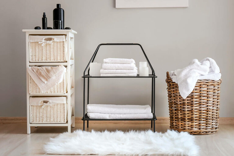 Tips for Storing Towels and Avoiding Chaos