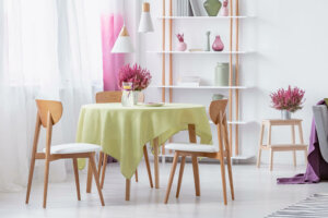 Round Dining Room Tables: Advantages and Disadvantages