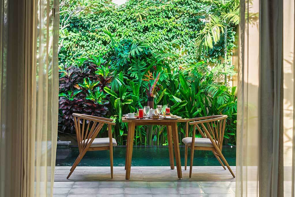 Dining on Your Terrace: Decorative Ideas