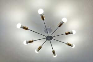 Mid-Century Lamps: Lighting With Style