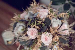 Learn How to Decorate With Preserved Flowers