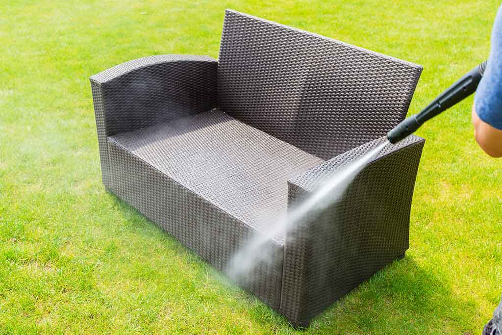 Learn How To Clean Your Garden Furniture - What Is The Best Thing To Use Clean Patio Furniture