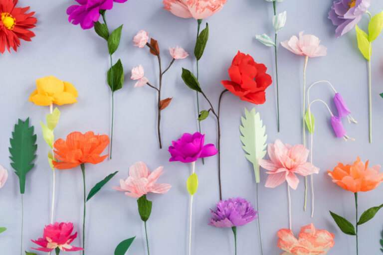 Paper Flowers: Learn How to Make Them